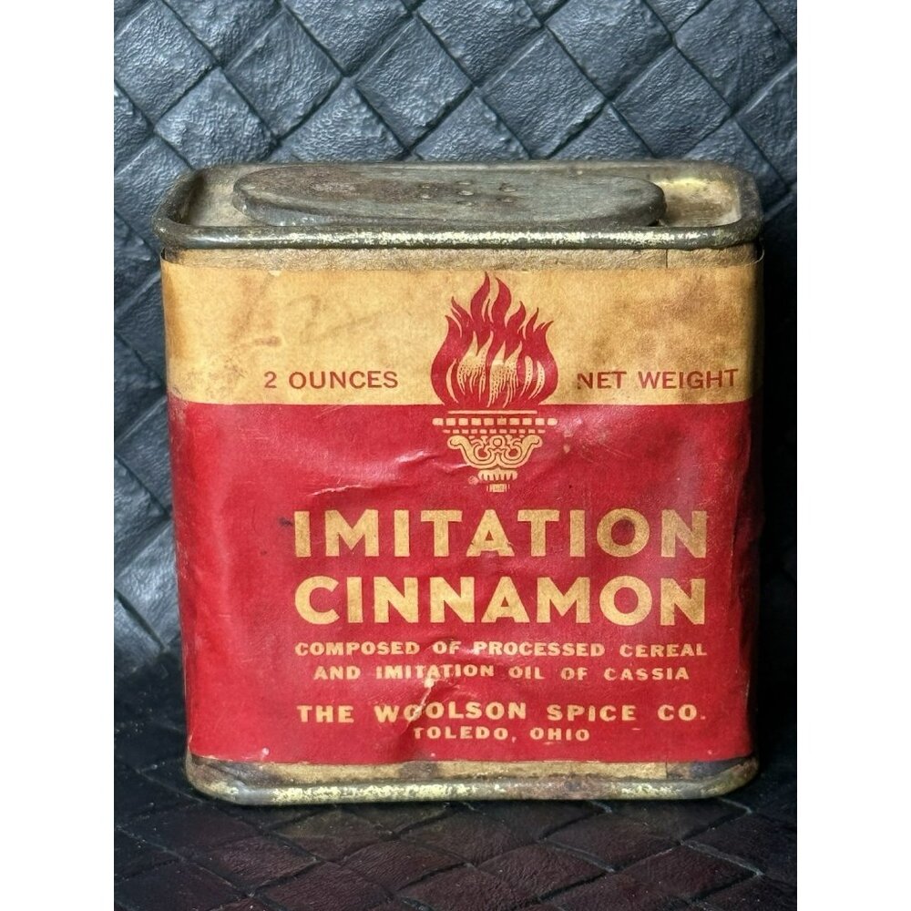 Antique Imitation Cinnamon Spice Tin 2 oz The Woolson Spice Co Toledo OH